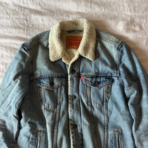 Men's Levis Sherpa Jean Jacket - Picture 2 of 5